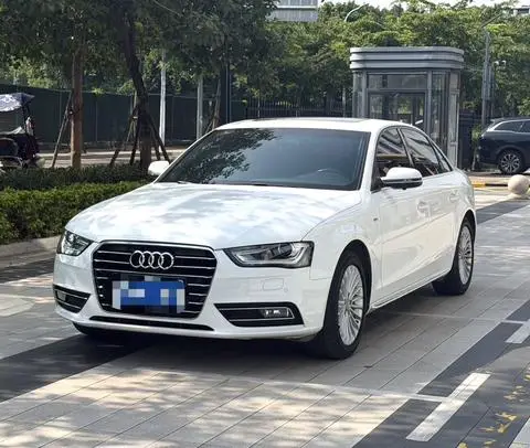 Audi A4L 2015 — фото 1