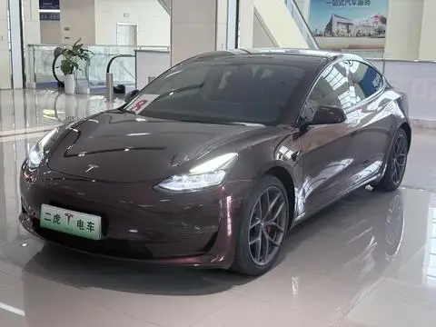 Tesla Model 3 2022 — фото 1
