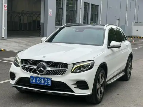 Mercedes-Benz GLC 2017 — фото 1