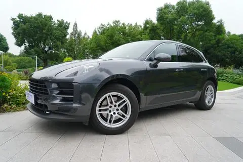 Porsche Macan 2021