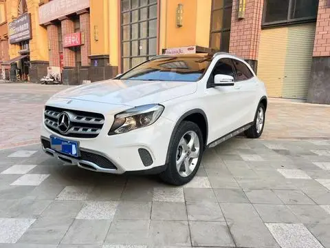 Mercedes-Benz GLA 2015 — фото 1