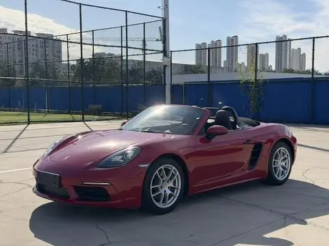 Porsche 718 2016