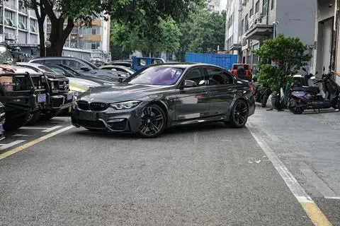 BMW M3 2018 — фото 1