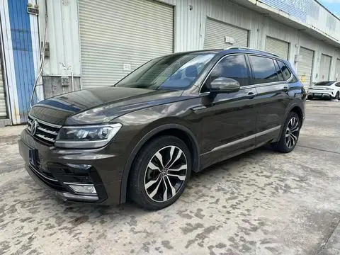 Volkswagen Tiguan L 2021 — фото 1