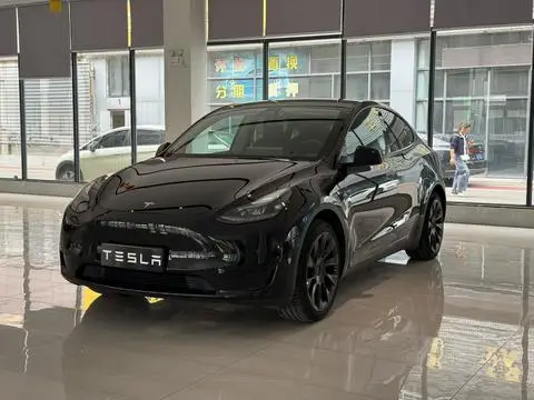 Tesla Model Y 2022 — фото 1
