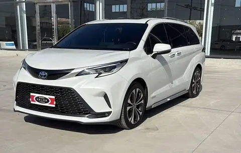 Toyota Granvia 2023