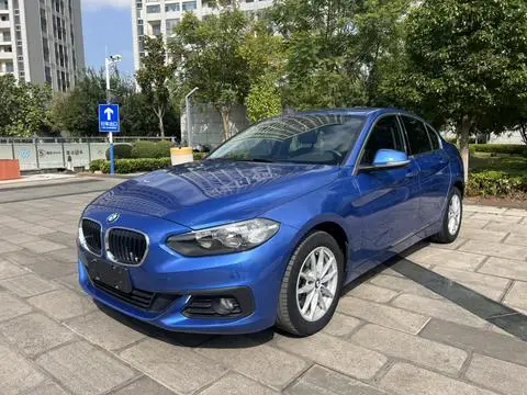 BMW 1 Series 2018 — фото 1