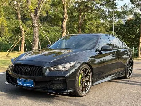 Infiniti Q50 2014