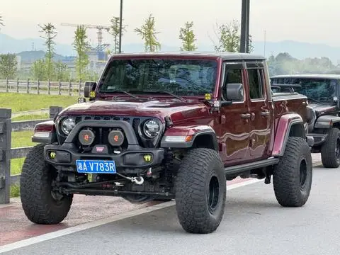 Jeep 角斗士 2022