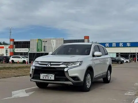 Mitsubishi 欧蓝德 2018