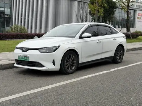 Weltmeister 威马E.5 2021