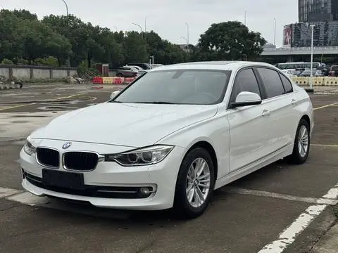 BMW 3 Series 2015 — фото 1
