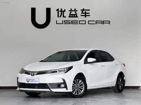 Toyota Corolla 2017 — фото 1