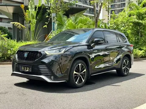 Toyota Crown Kluger 2021