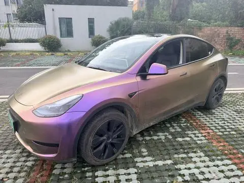 Tesla Model Y 2023 — фото 1