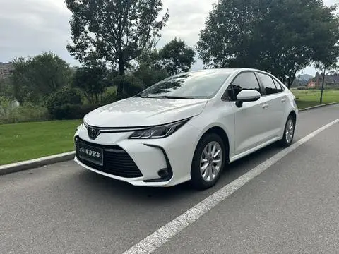 Toyota Corolla 2021 — фото 1