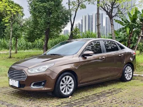 Ford Escort 2015