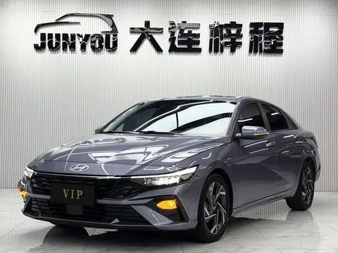 Hyundai Elantra 2023
