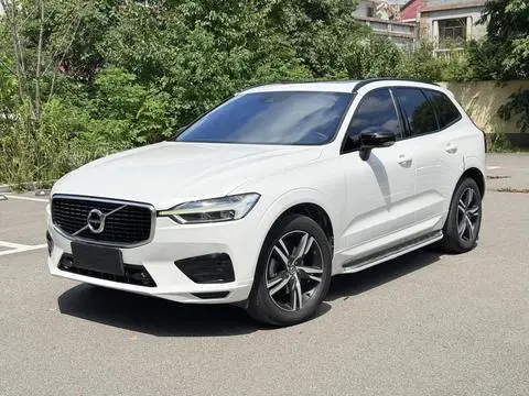 Volvo XC60 2020 — фото 1