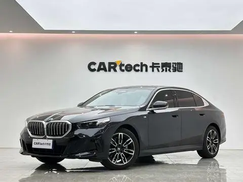 BMW 5 Series 2025