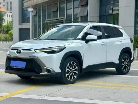 Toyota Frontlander 2023