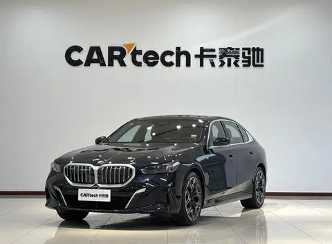 BMW 5 Series 2025