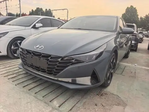 Hyundai Elantra 2021