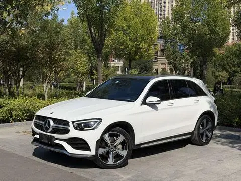 Mercedes-Benz GLC 2021 — фото 1