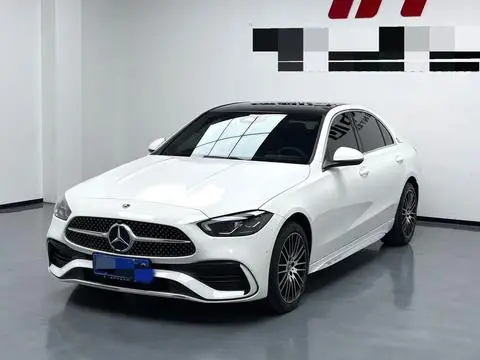 Mercedes-Benz C-Class 2025