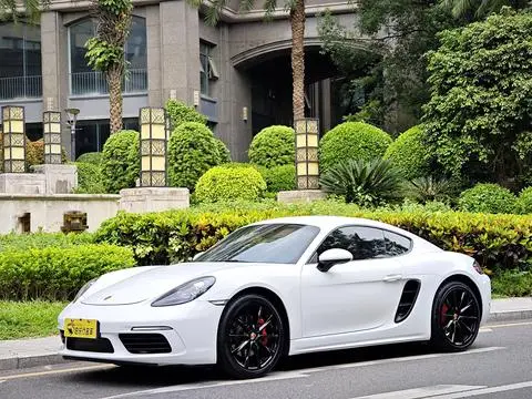 Porsche 718 2018 — фото 1