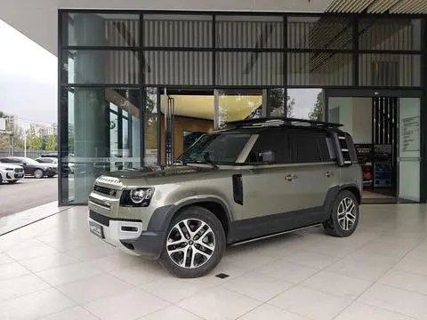 Land Rover 卫士 2023