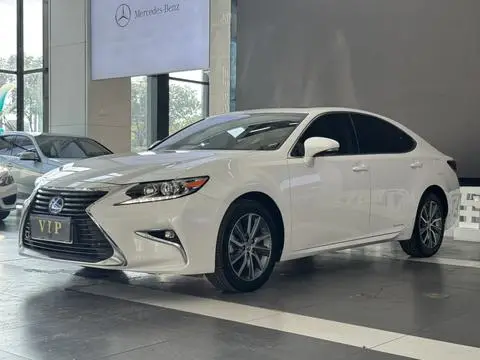 Lexus ES 2015