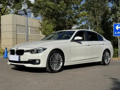 BMW 3 Series 2019 — фото 1