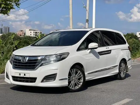 Honda 艾力绅 2016