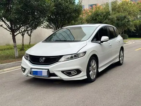 Honda Jade 2016 — фото 1
