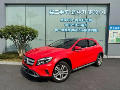Mercedes-Benz GLA 2016