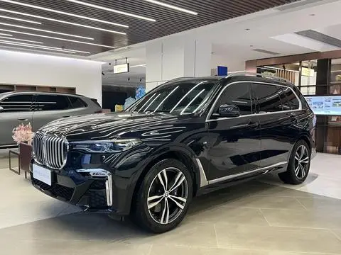 BMW X7 2021