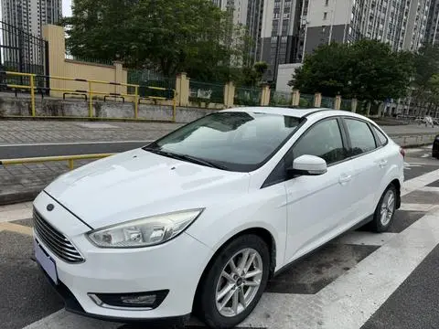 Ford Focus 2017 — фото 1