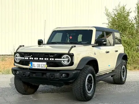 Ford Bronco 2024
