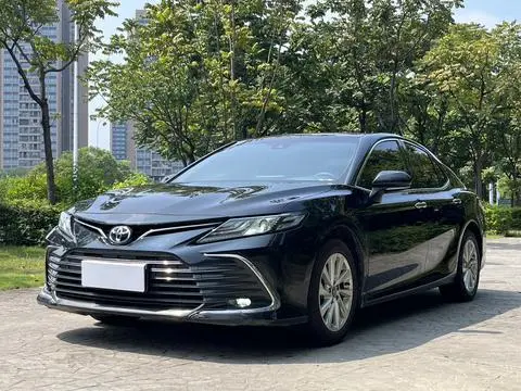 Toyota Camry 2021