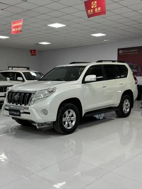 Toyota Prado 2016 — фото 1