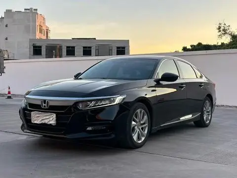 Honda Accord 2018 — фото 1