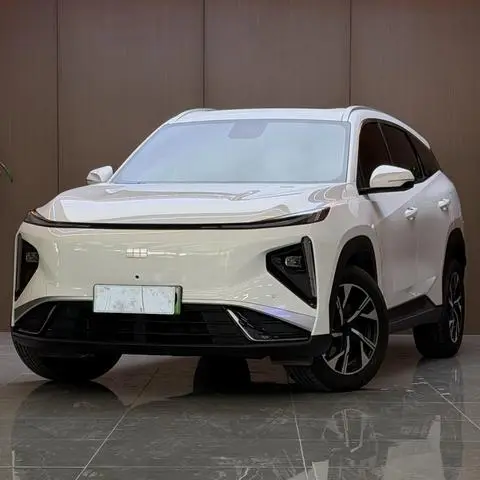 Geely L7 2025