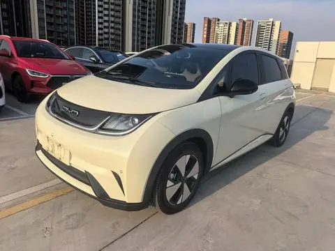 BYD Dolphin 2023