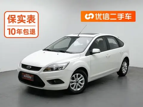 Ford Focus 2013 — фото 1