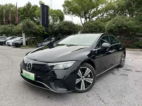 Mercedes-Benz EQE 2025