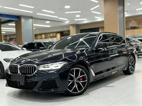 BMW 5 Series 2021 — фото 1