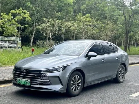 BYD 驱逐舰05 2023 — фото 1