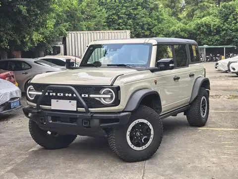 Ford Bronco 2024