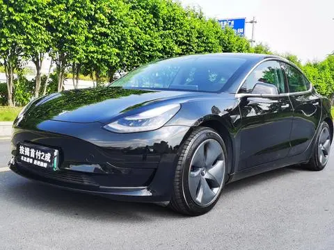 Tesla Model 3 2019 — фото 1
